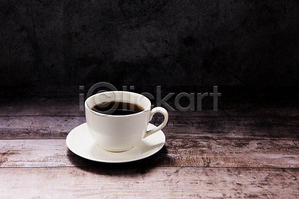 사람없음 JPG 포토 하이앵글 검은배경 나무배경 스튜디오촬영 실내 아메리카노 오브젝트 카페 커피 커피잔