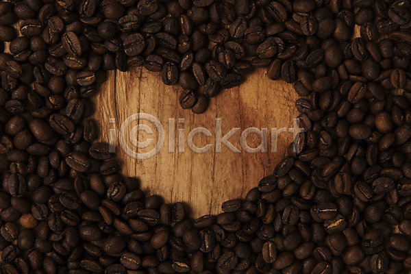 사랑 사람없음 JPG 포토 하이앵글 나무배경 스튜디오촬영 실내 오브젝트 원두 카페 커피 플랫레이 하트