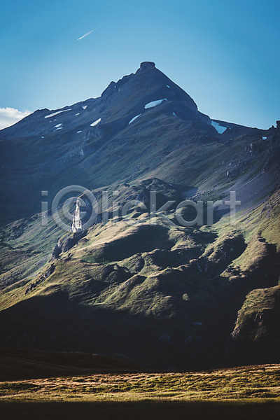 사람없음 JPG 포토 구름(자연) 산 산등성이 알프스 야외 유럽풍경 자연 주간 초원(자연) 풍경(경치) 하늘 해외풍경