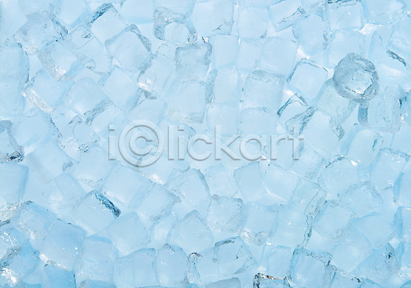 시원함 차가움 사람없음 JPG 포토 백그라운드 스튜디오촬영 실내 얼음 얼음조각 여러개 오브젝트 투명 파란색