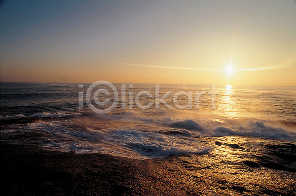 사람없음 JPG 포토 물보라 바다 야외 일몰 일출 자연 주간 태양 파도 풍경(경치) 하늘