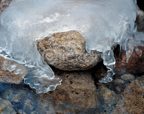 사람없음 JPG 포토 개울 겨울 계곡 계절 골짜기 돌(바위) 물 사계절 야외 얼음 자연 주간 풍경(경치)