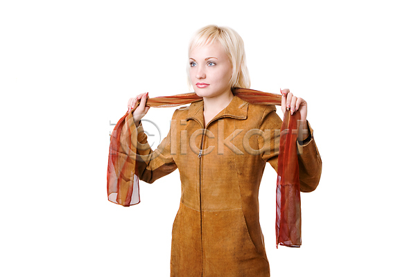 시원함 청춘(젊음) 20대 소녀(어린이) 여자 한명 JPG 포토 해외이미지 가을(계절) 겨울 도시 목도리 문화 미소(표정) 뷰티 오렌지 옷 유행 재킷 전통 학생