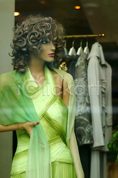 뜨거움 분위기 사람없음 JPG 포토 해외이미지 계절 구성 도시 드레스 디자인 미술 백그라운드 세일 셔츠 쇼핑 스타일 엘리먼트 옷 유행 재고정리 질감 창문 창조 초록색 패턴 혼합