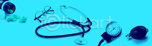 고통 분석 추위 사람없음 JPG 포토 해외이미지 건강 검은색 고립 공구 과학 과학기술 기구 돌봄 두통 마약 맥박 백그라운드 병원 비타민 안경 알약 압력 약 열 오브젝트 의사 장비 조작 질병 처방 청진기 초록색 치료 하트 항목 해외포토