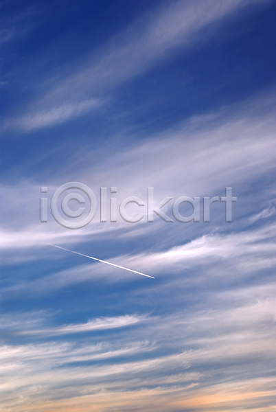 침묵 평화 사람없음 JPG 포토 해외이미지 광선 구름(자연) 날씨 맑음 빛 수분 신성 야광 여름(계절) 자연 천국 태양 파란색 하늘