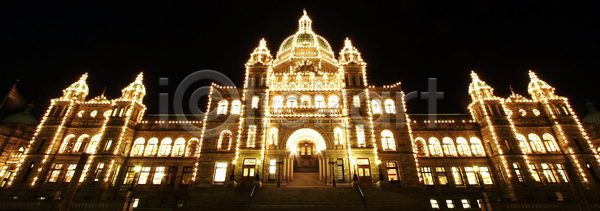 우아함 사람없음 JPG 포토 해외이미지 건축양식 걷기 꽃 내부 벤쿠버 보트 빅토리아 빨간색 섬 소리 스타일 야간 여름 여행 여행객 영국 인기 저녁 정부 조명 캐나다 콜롬비아 태평양 항구 해외포토 휴가