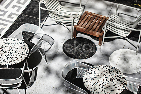 감성 따뜻함 사람없음 JPG 포토 하이앵글 그림자 서울 야외 야외테라스 의자 주간 탁자 햇빛 휴식처