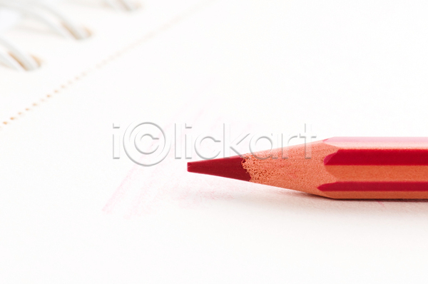 사람없음 JPG 근접촬영 포토 해외이미지 미술 미술도구 빨간펜 색연필 실내 흰배경