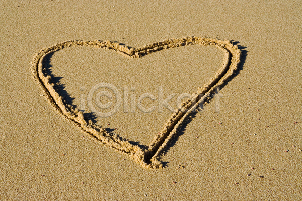 사랑 사람없음 JPG 포토 해외이미지 가로 모래 사인 심볼 야외 캐릭터 하트 햇빛