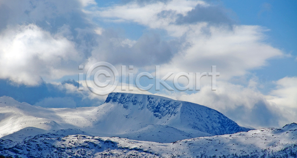 사람없음 JPG 포토 해외이미지 겨울 구름(자연) 노르웨이 빛 산 절정 태양 파란색 하늘 흰색