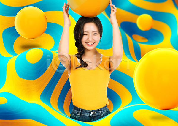20대 성인 성인여자한명만 여자 한국인 한명 PSD 앞모습 편집이미지 공 기하학 노란색 뉴트로 들기 상반신 원형 지오메트릭 컬러풀 패턴
