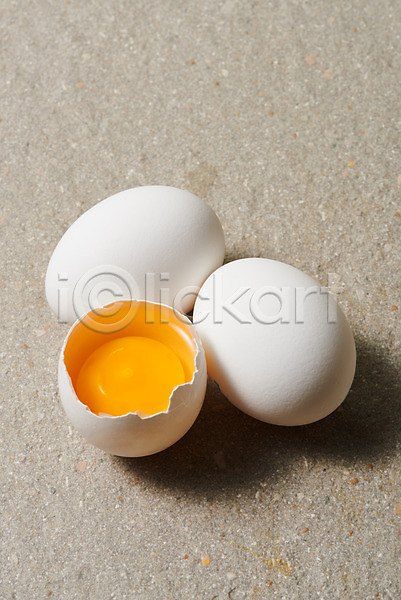 신선 사람없음 JPG 포토 하이앵글 계란 노른자 누끼 단백질 세개 스튜디오촬영 식재료 실내 알 유기농 음식 회색 회색배경