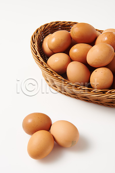 신선 사람없음 JPG 포토 하이앵글 계란 누끼 단백질 바구니 소쿠리 스튜디오촬영 식재료 실내 알 여러개 유기농 음식 흰배경 흰색