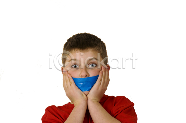자유 남자 소년 어린이 한명 JPG 포토 해외이미지 관리 눈(신체부위) 무료 빨간색 셔츠 아들 얼굴 일반 입 테이프 파란색 학교