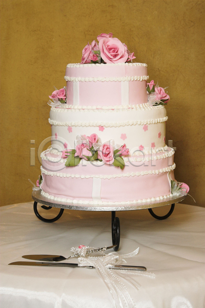 사람없음 JPG 포토 해외이미지 결혼 꽃 레이스(직물) 분홍색 빵칼 웨딩케이크 장식 케이크