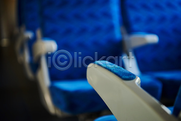 여유 휴식 사람없음 JPG 근접촬영 아웃포커스 포토 기차 실내 여행 의자 조용함 휴식처 힐링