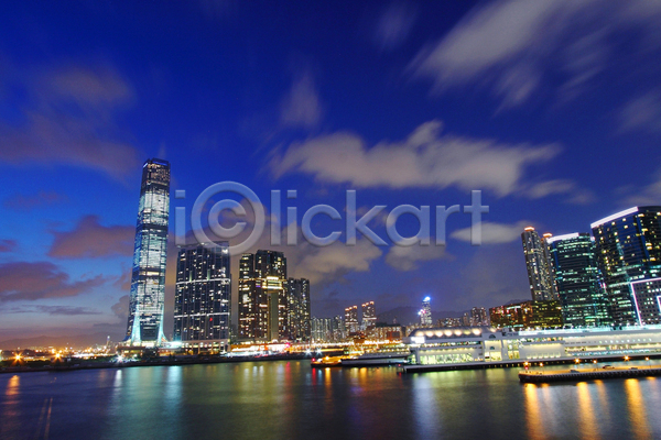 사람없음 JPG 포토 해외이미지 건물 고층빌딩 구름(자연) 도시 도시풍경 바다 밤하늘 배(교통) 스카이라인 야간 야경 야외 홍콩