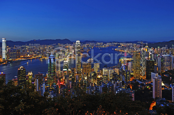 사람없음 JPG 포토 해외이미지 건물 고층빌딩 도시 도시풍경 바다 빛 산 야간 야경 야외 홍콩