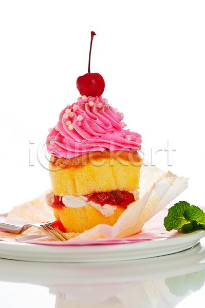 달콤 사람없음 JPG 포토 해외이미지 스프링클 잎 장식 접시 체리 컵케이크 크림 포크 한개