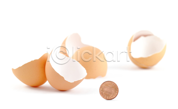 사람없음 JPG 포토 해외이미지 1 갈색 계란 고립 껍질 돈 동전 센트 예산 페니 흰배경