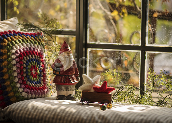 설레임 휴식 사람없음 JPG 포토 겨울 방석 별 산타클로스 실내 오브젝트 창가 쿠션 크리스마스 크리스마스용품