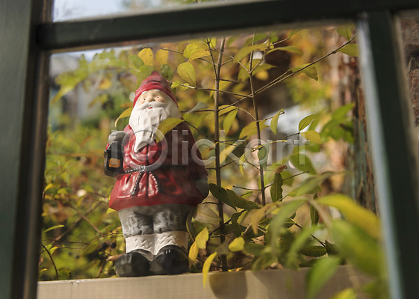 설레임 휴식 사람없음 JPG 포토 겨울 산타클로스 식물 야외 오브젝트 주간 창가 창문 크리스마스 크리스마스용품