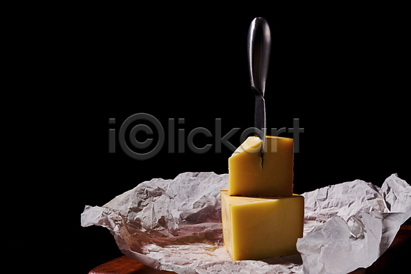 사람없음 JPG 포토 검은배경 기름종이 꽂음 스튜디오촬영 식재료 실내 쌓기 음식 치즈 치즈나이프