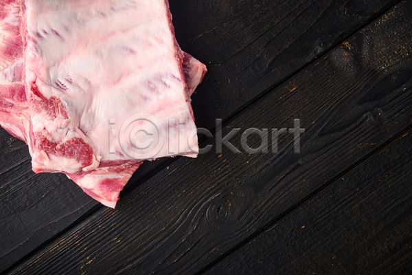 신선 사람없음 JPG 포토 해외이미지 나무배경 돼지고기 등갈비 생고기 식재료 실내 카피스페이스