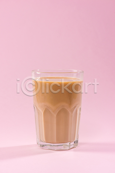 티타임 사람없음 JPG 포토 해외이미지 라떼 분홍색배경 실내 잔 커피 한잔