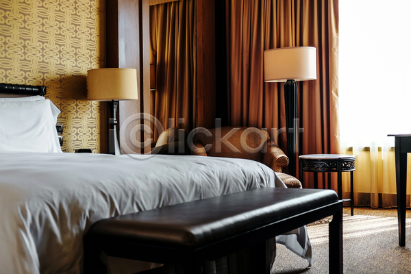 휴식 사람없음 JPG 포토 해외이미지 객실 빛 소파 실내 의자 인테리어 조명 침구 침대 커튼 호텔