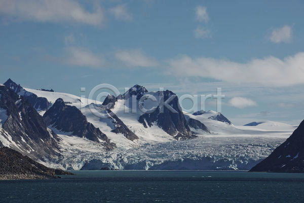 추위 사람없음 JPG 포토 해외이미지 겨울 구름(자연) 냉동 노르웨이 멀리 모나코 물 바다 북극 빙하 산 얼음 여름(계절) 여행 원정 자연 절벽 절정 탐험 파란색 풍경(경치) 하늘 환경