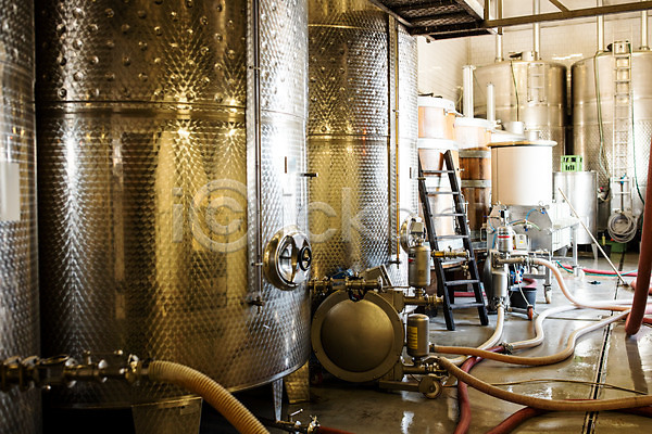 사람없음 JPG 포토 공장 기계 실내 와인 와인공장 체코