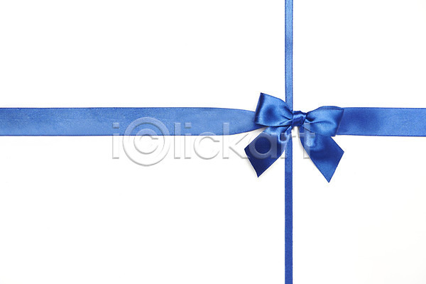 축하 사람없음 JPG 포토 하이앵글 끈 누끼 리본 매듭 선물 스튜디오촬영 실내 오브젝트 파란색 포장 플랫레이 한개 흰배경