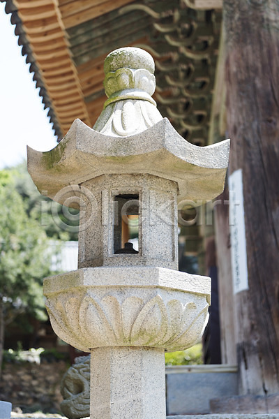 사람없음 JPG 근접촬영 포토 관광지 불교 사찰 석등 야외 절 주간 한국 흥국사