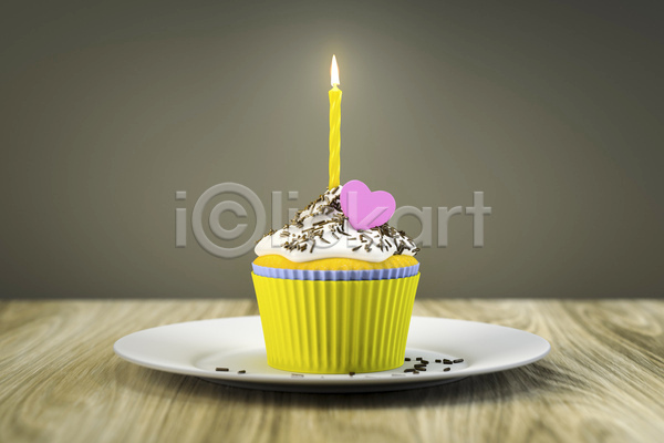 달콤 사람없음 JPG 포토 해외이미지 스프링클 장식 접시 촛불 컵케이크 크림 하트 한개