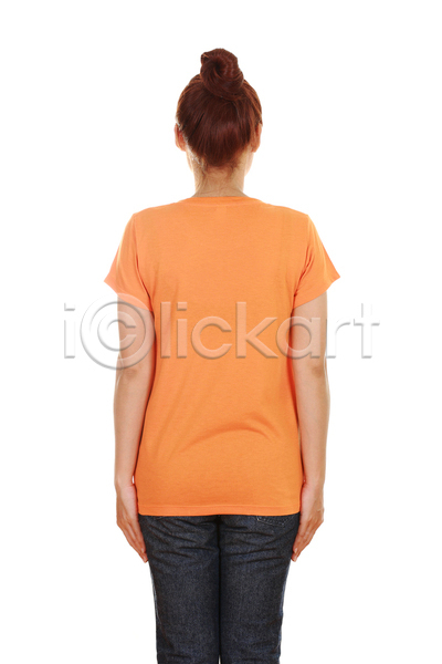 백인 사람 성인 여자 한명 JPG 템플릿 포토 해외이미지 1 T 고립 공백 디자인 면 모델 백그라운드 뷰티 셔츠 오렌지 옷 우주 유행 응시 정상 청바지 티셔츠 포즈 흰색