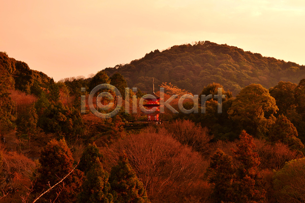 사람없음 JPG 포토 해외이미지 가을(계절) 가을풍경 교토 기요미즈데라 나무 불교 산 야외 자연 주간 파고다 풍경(경치)