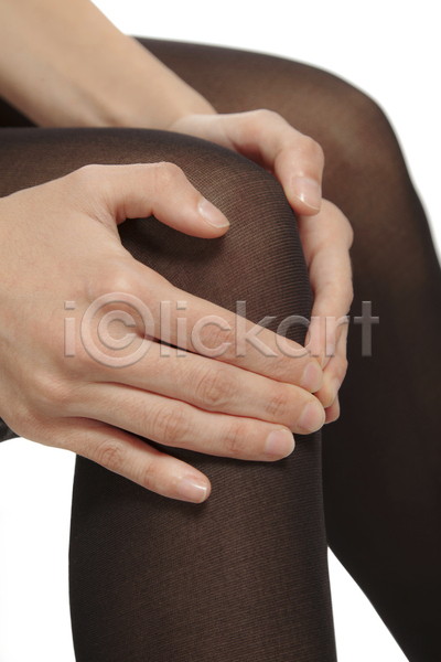 고통 신체부위 JPG 포토 해외이미지 다리(신체부위) 무릎 무릎통증 손 스타킹 실내 잡기 흰배경