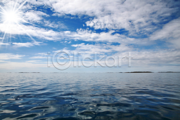 고독 추위 침묵 휴식 사람없음 JPG 포토 해외이미지 가장자리 구름(자연) 물 바다 백그라운드 뷰티 수평선 야외 여름(계절) 여행 자연 잔물결 장면 크루즈 터키석 파도 파란색 패턴 하늘 휴가 흰색