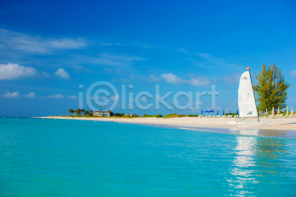사람없음 JPG 포토 해외이미지 맑음 야외 여름(계절) 여름풍경 요트 주간 카리브해 하늘 해변 휴양지