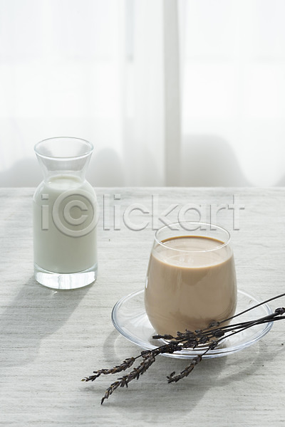 사람없음 JPG 포토 라벤더 밀크티 스튜디오촬영 실내 우유 음료 카페 커튼 흰배경