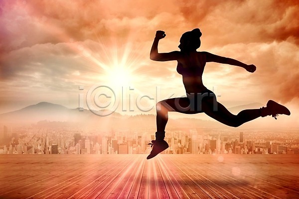 20대 여자 청소년 한명 JPG 포토 해외이미지 건강 건물 고층빌딩 날씬함 달리기 도시 도시풍경 모양 바디케어 빛 수평선 신체 운동 운동복 점프 카피스페이스 태양 해외202004 햇빛 혼혈