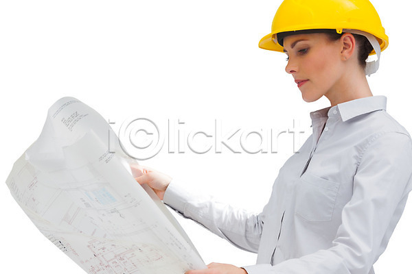 계획 집중 20대 백인 여자 청소년 한명 JPG 포토 해외이미지 건축가 고립 노란색 독서 셔츠 심각 안전모 응시 자르기 잡기 직업 청사진 해외202004 헬멧 흰배경