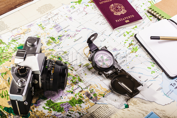사람없음 JPG 포토 해외이미지 나침반 실내 여권 여행 오브젝트 지도 카메라