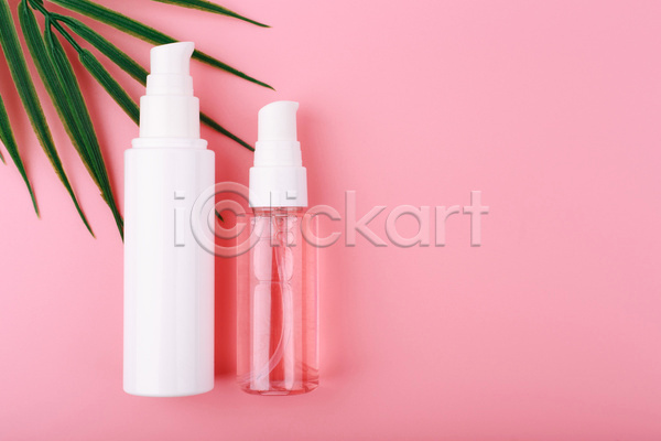 사람없음 JPG 포토 하이앵글 해외이미지 분홍색배경 뷰티 스킨케어 실내 잎 카피스페이스 피부관리 화장품