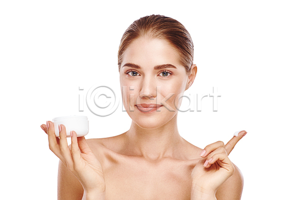 백인 성인 성인여자한명만 여자 한명 JPG 앞모습 포토 해외이미지 들기 모델 뷰티 상반신 응시 크림 피부관리 화장품 흰배경