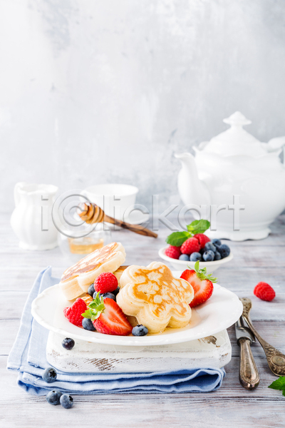 사람없음 JPG 포토 해외이미지 딸기 아침식사 음식 찻주전자 팬케이크 허니디퍼