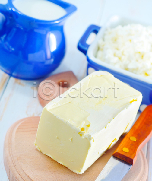 사람없음 JPG 포토 해외이미지 그릇 나무도마 나무배경 버터 식칼 실내 우유 치즈