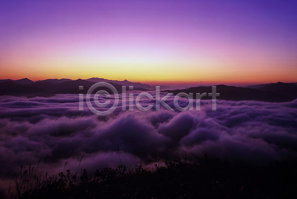 사람없음 JPG 포토 구름(자연) 국내여행 노을 보라색 산 야외 운해 자연 주간 풍경(경치) 하늘 한국